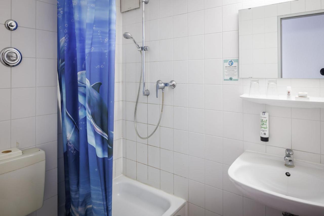 Aparthotel Ariva Boardinghouse Platanenhof à MHG Extérieur photo