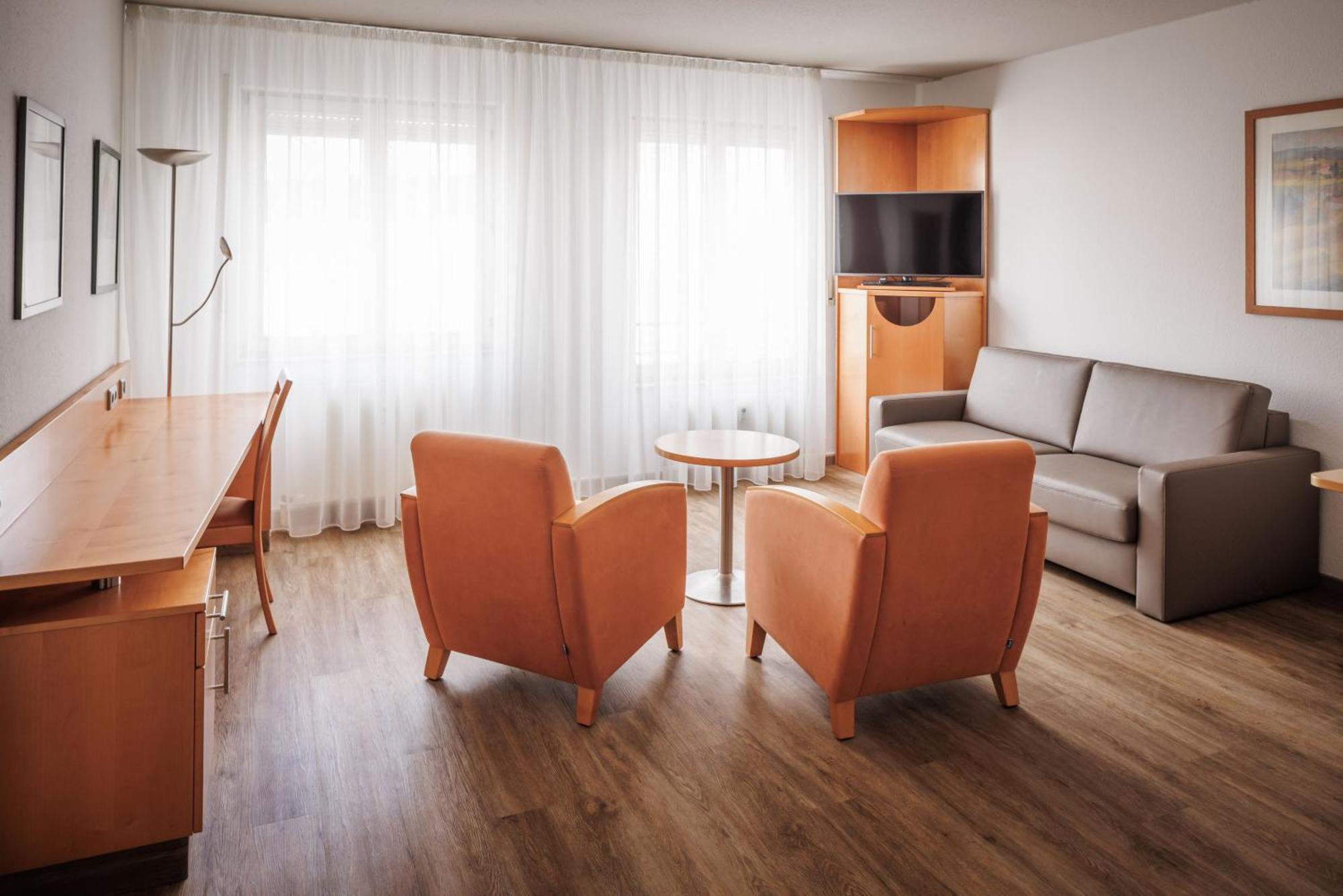 Aparthotel Ariva Boardinghouse Platanenhof à MHG Extérieur photo